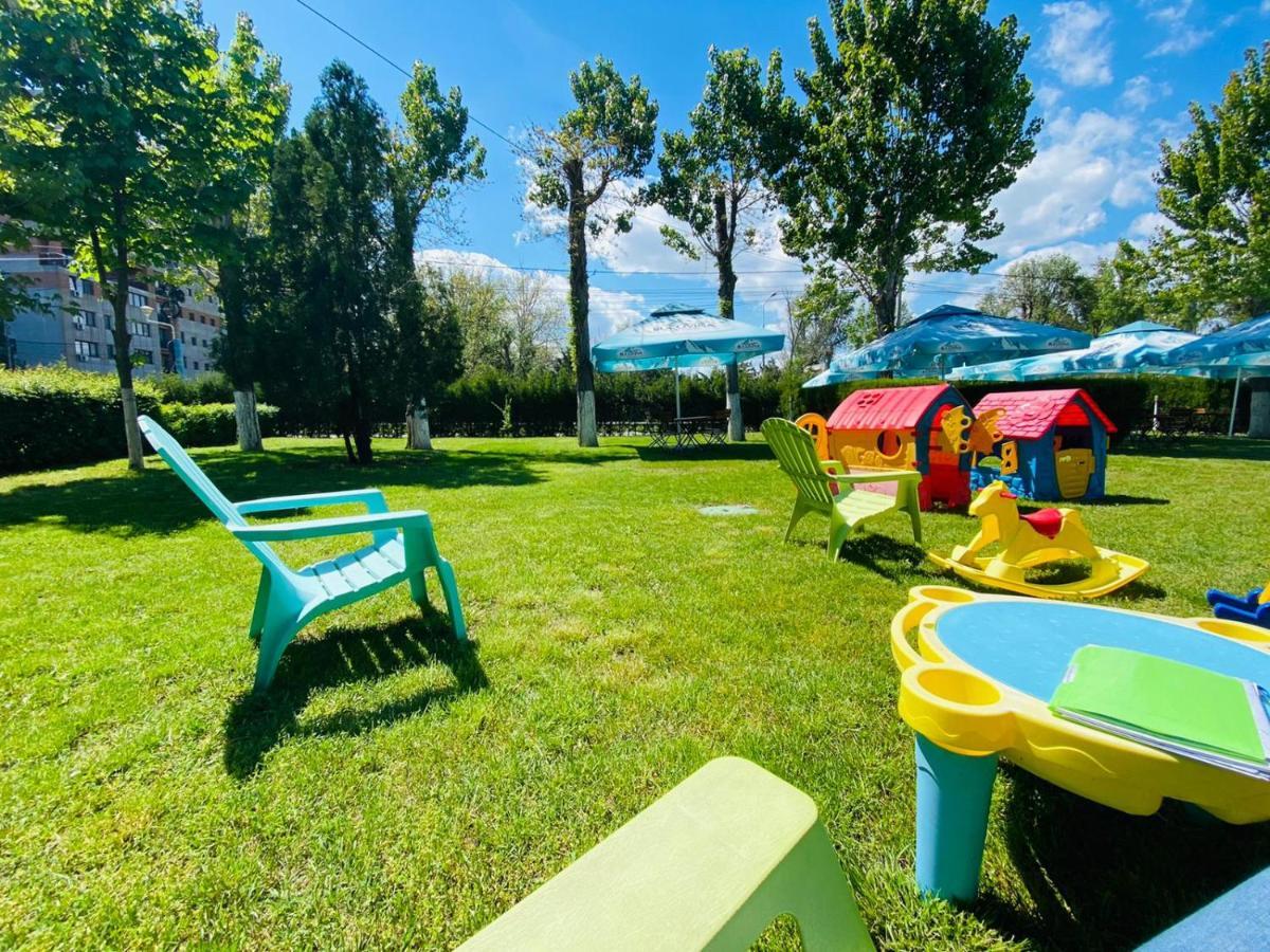 Hotel Marea Neagra Mamaia Buitenkant foto
